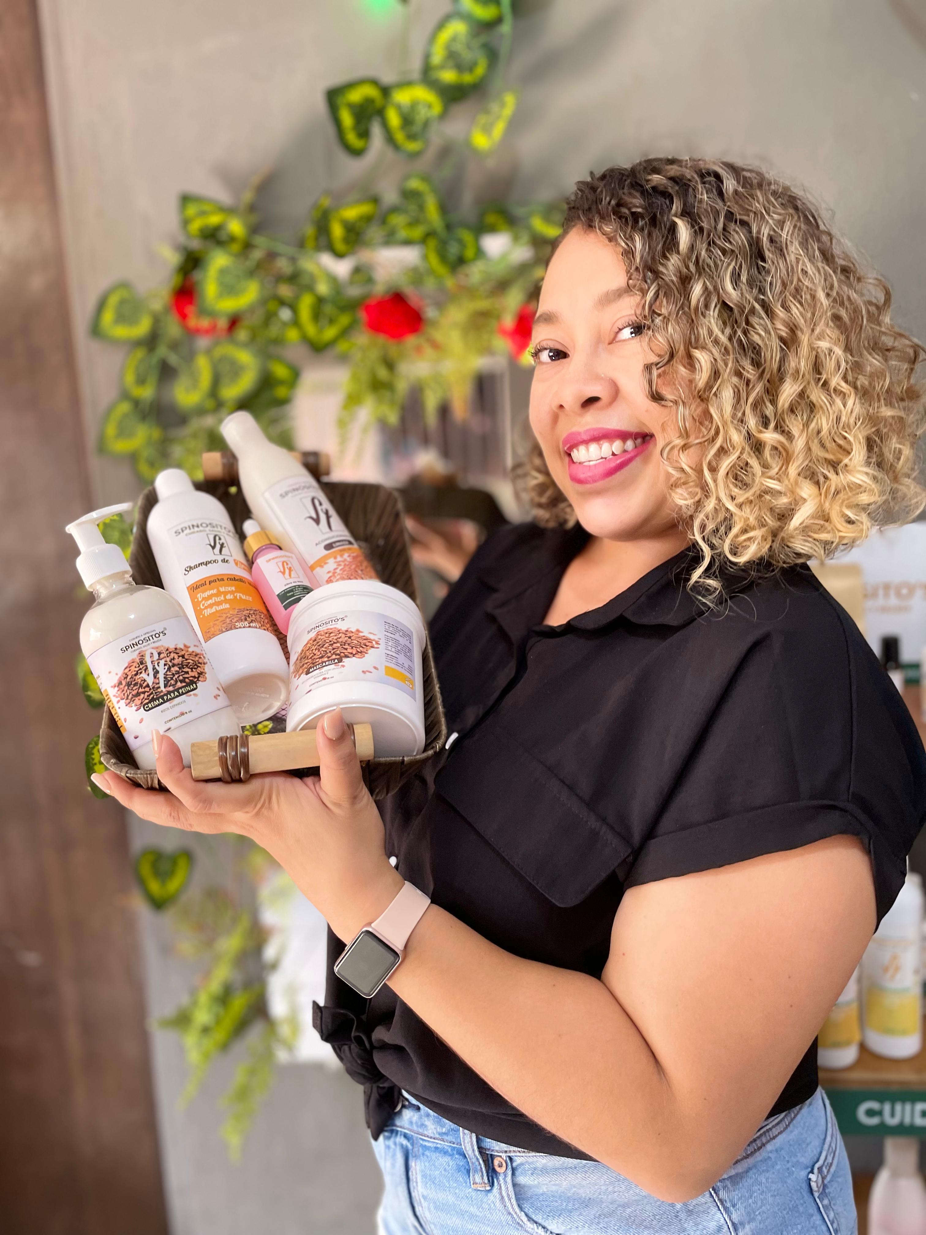Marcela Ponce - Promotora de marca comercial